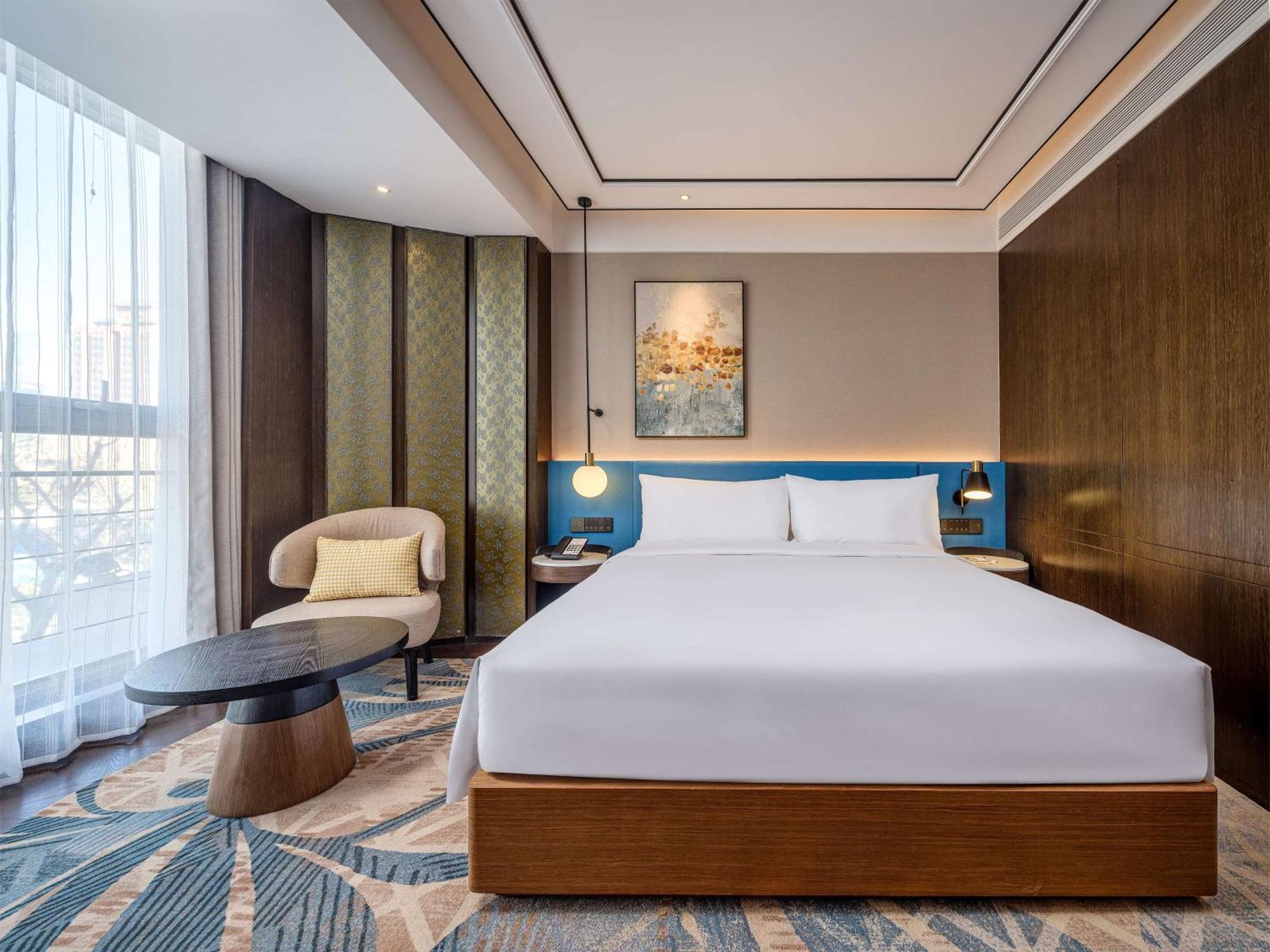 Hilton Garden Inn Beijing Guomao ภายนอก รูปภาพ