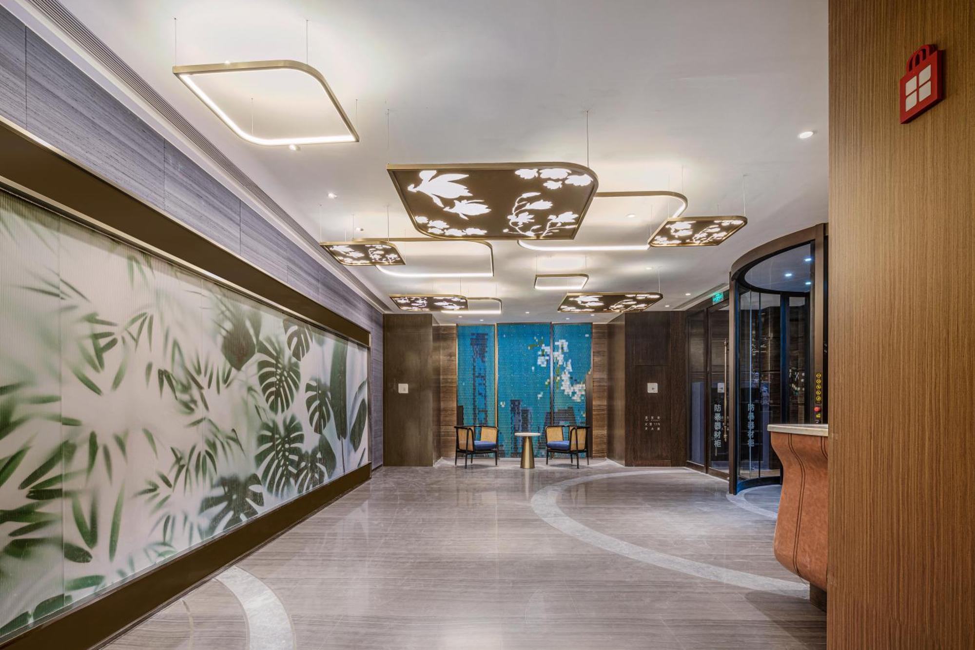 Hilton Garden Inn Beijing Guomao ภายนอก รูปภาพ